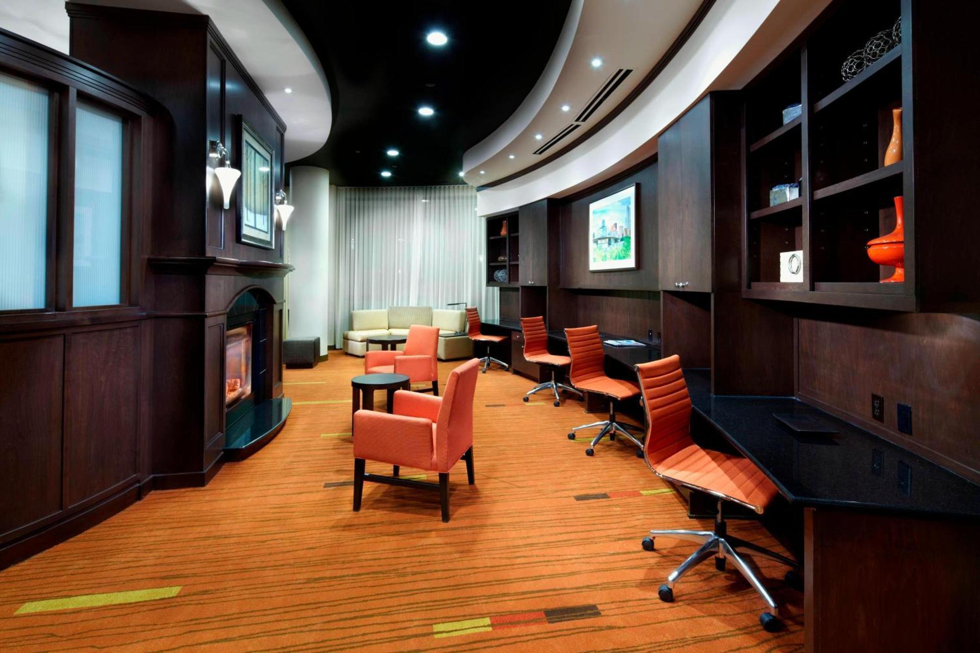 Hotel Courtyard By Marriott Pittsburgh Waterfront